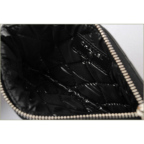Chanel Patent Pouch Black - Picture 1 of 5